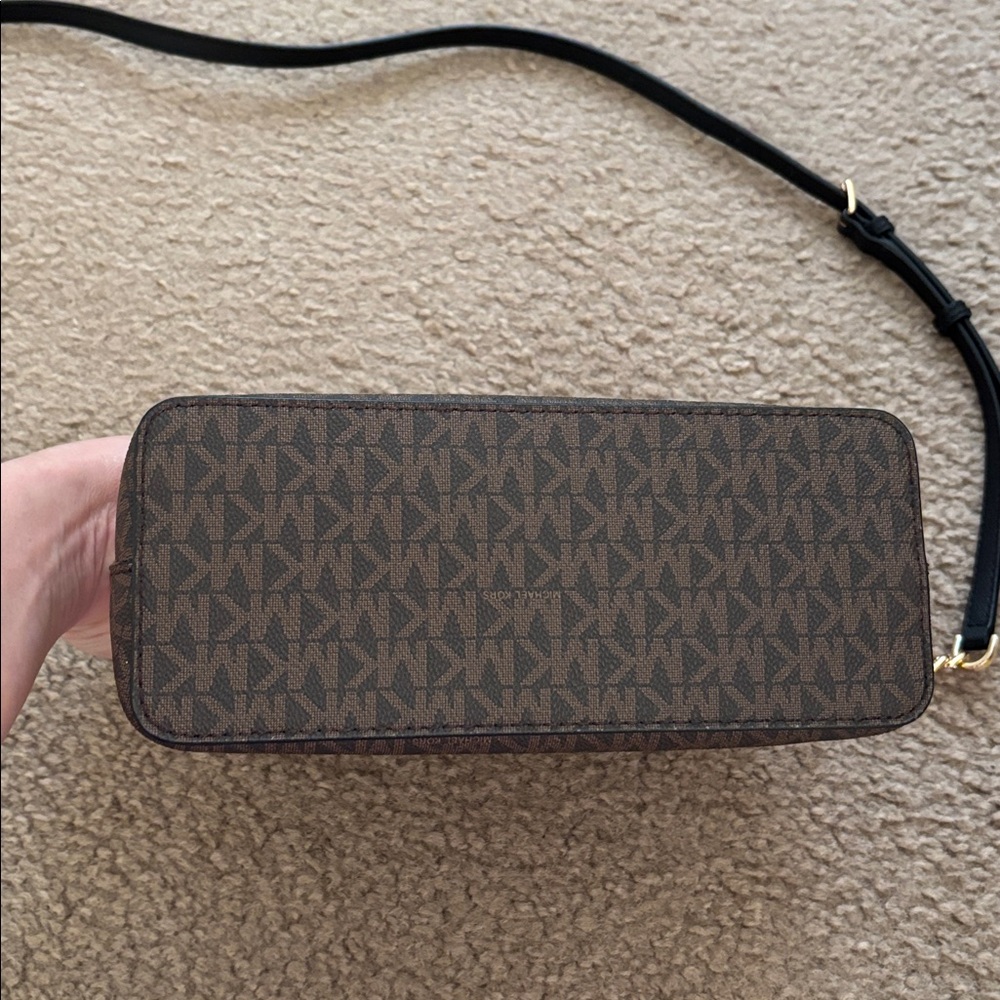 Michael Kors Dark Brown Crossbody Bag - Picture 4 of 8